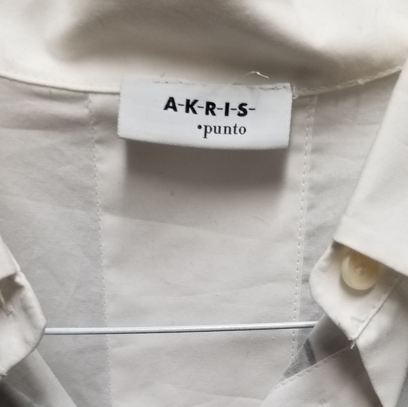 Womans button down - Picture 2 of 8